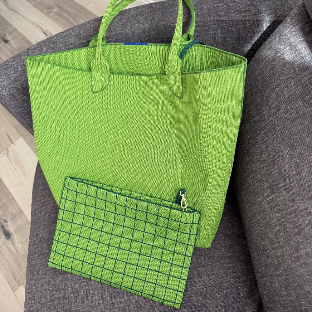 Rothy’s Wristlet & Lightweight Tote – Bundle Offer